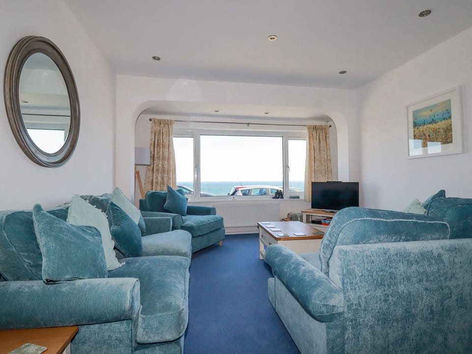 Cottage | Living area