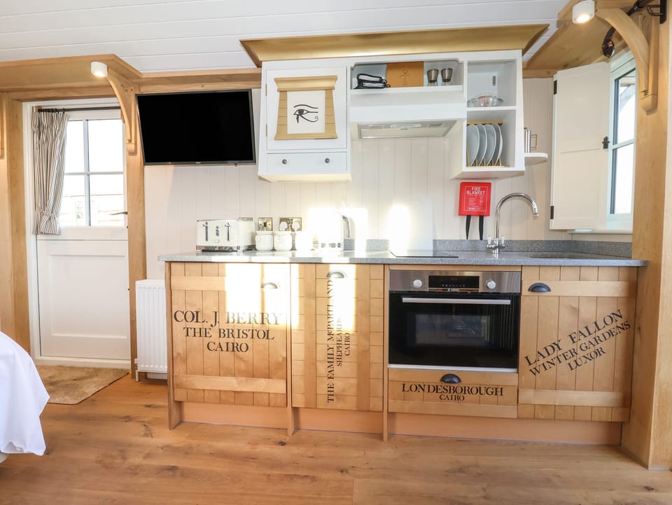 Fridge, dishwasher, electric kettle, toaster