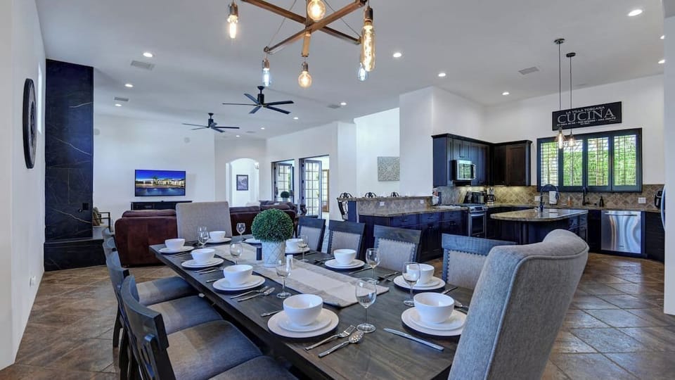Villa (5 Bedrooms) | Interior