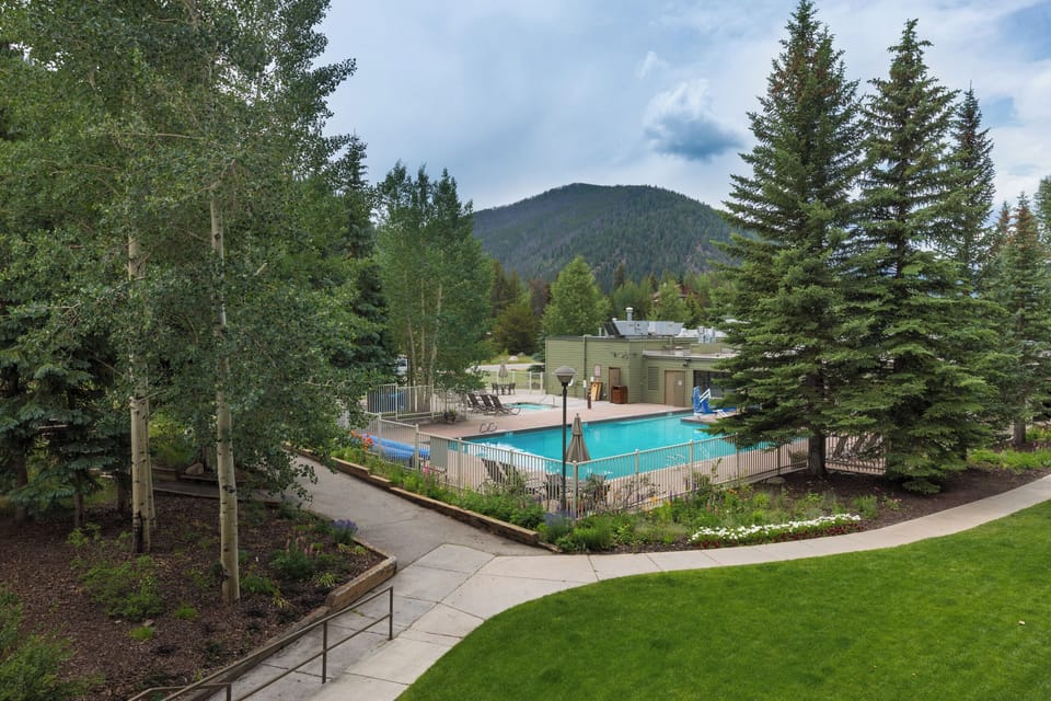 Condo (1 Bedroom) | Property amenity