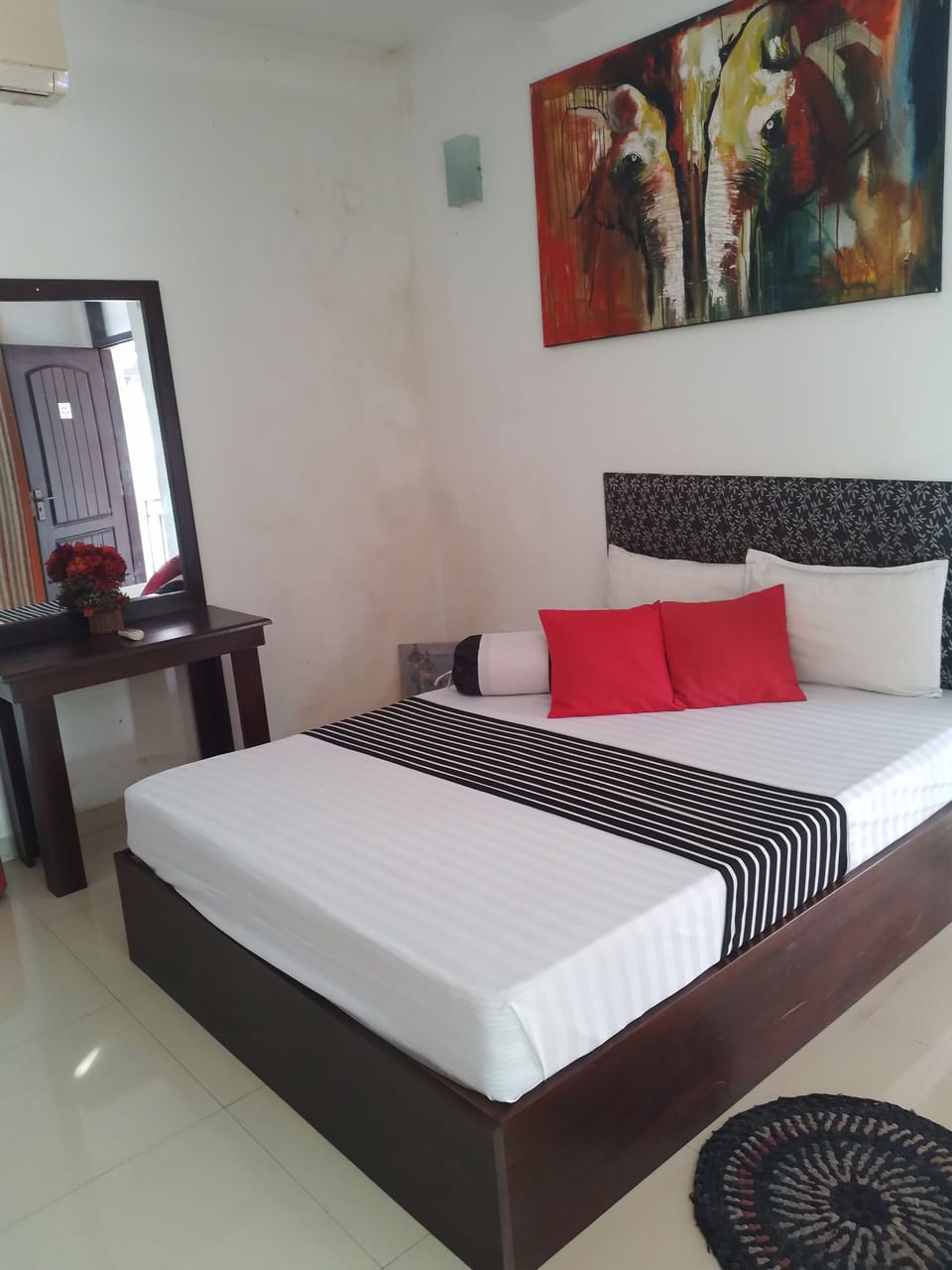 Deluxe Room | Individually decorated, individually furnished, desk, free WiFi