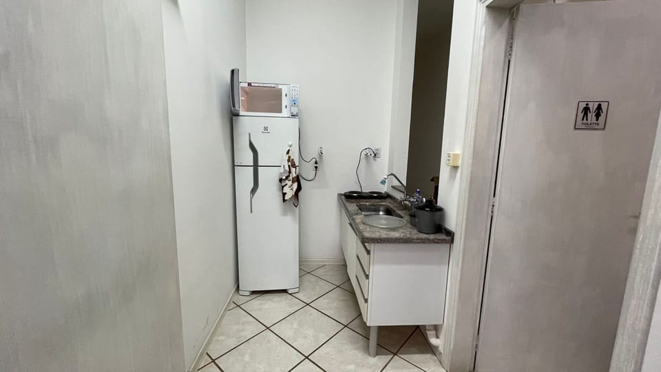 Apartment | Private kitchen | Fridge, microwave, coffee/tea maker, cookware/dishes/utensils