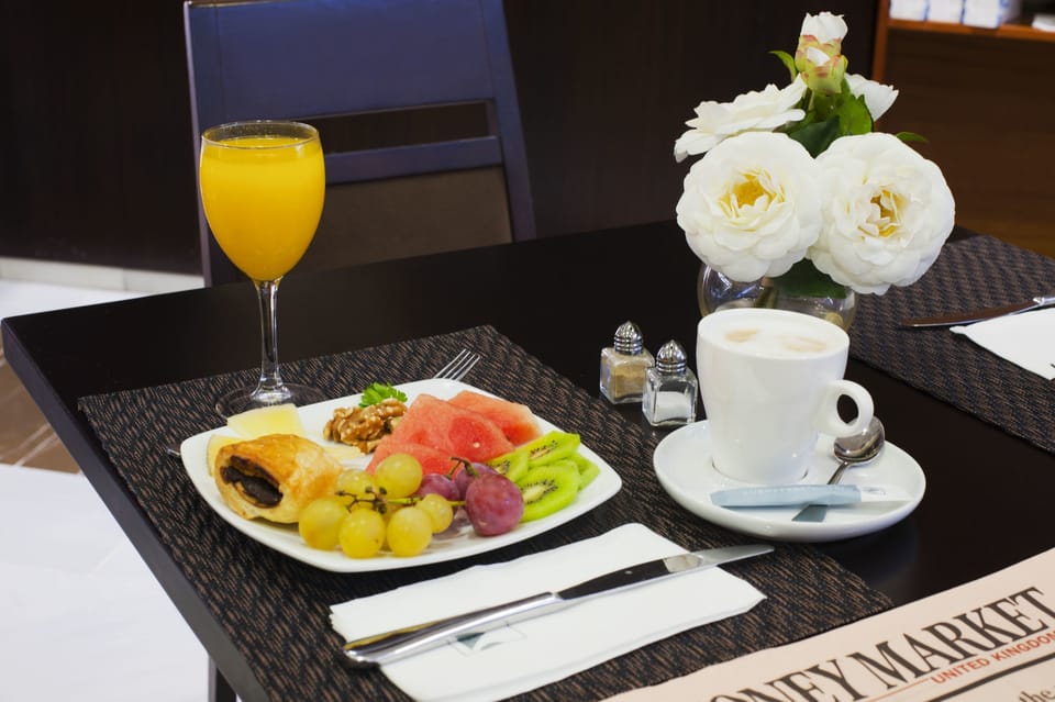 Daily buffet breakfast for a fee