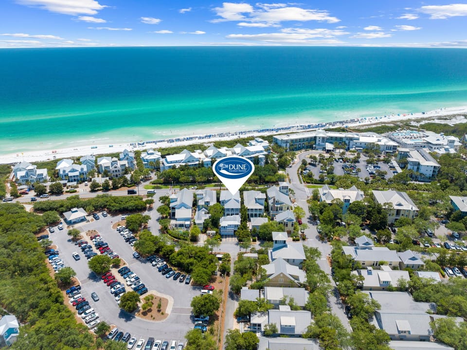 House, Multiple Bedrooms | Aerial view