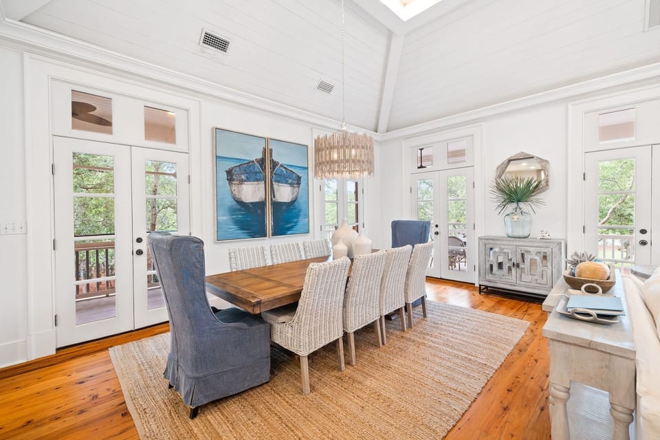 House, 5 Bedrooms | Dining