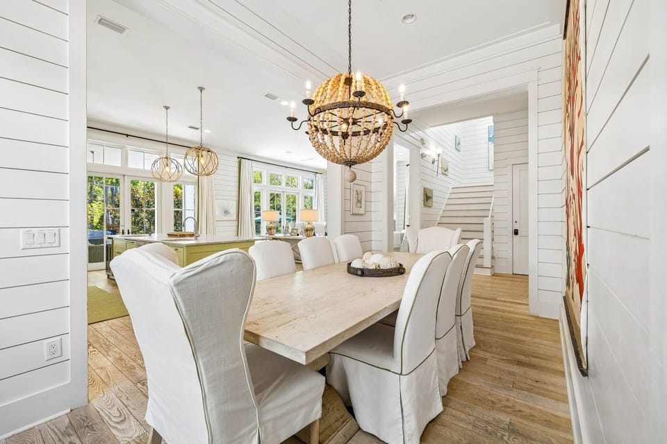 House, 4 Bedrooms | Dining