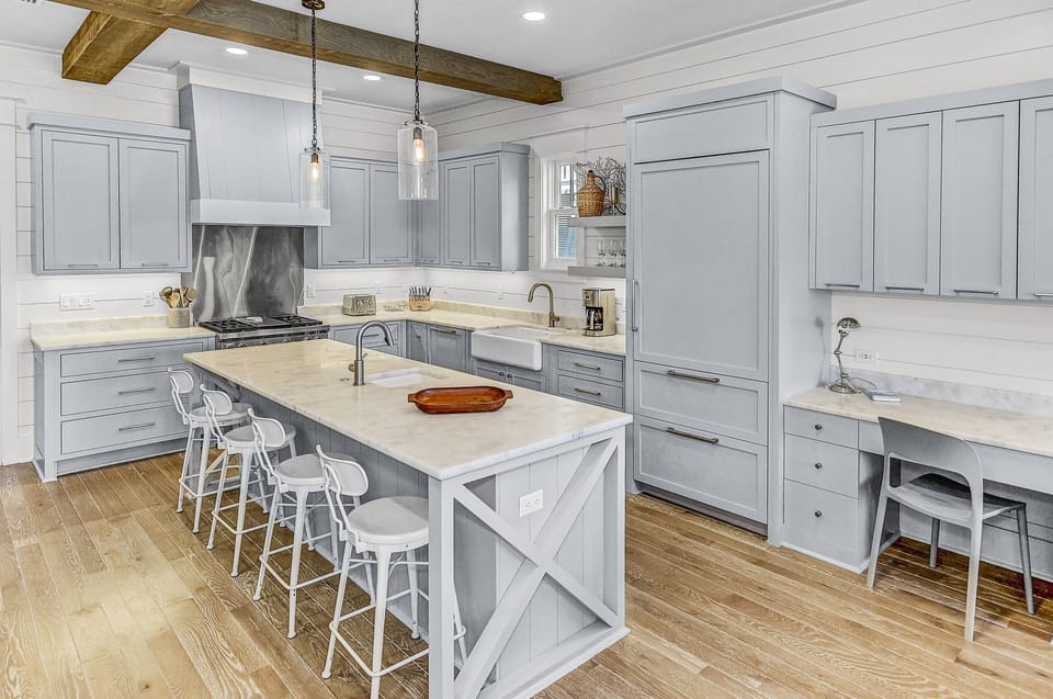 House, 5 Bedrooms | Private kitchen | Fridge, oven, coffee/tea maker, toaster