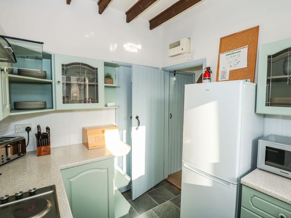 Cottage | Interior