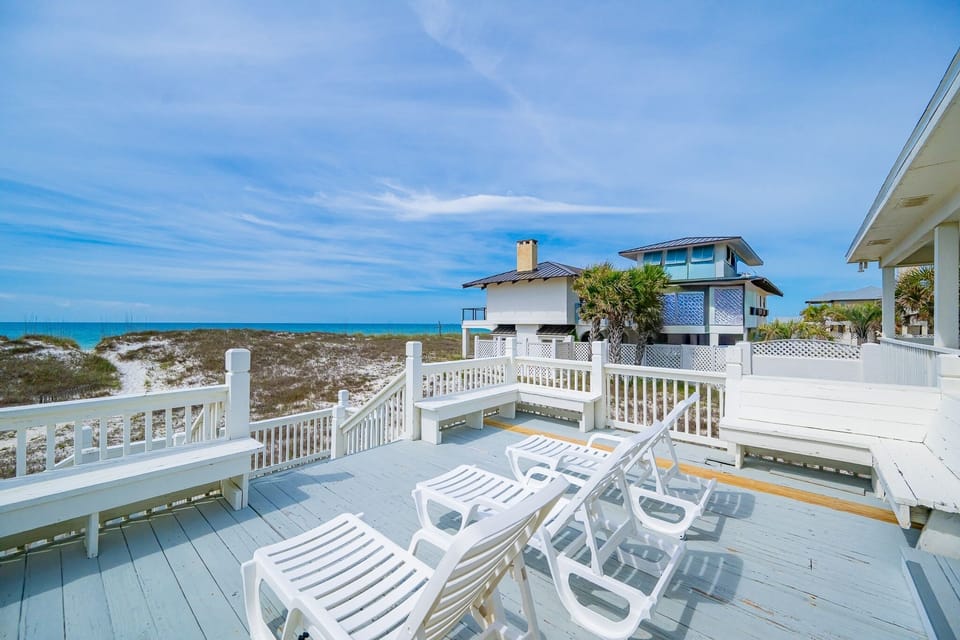 House, 4 Bedrooms | Terrace/patio
