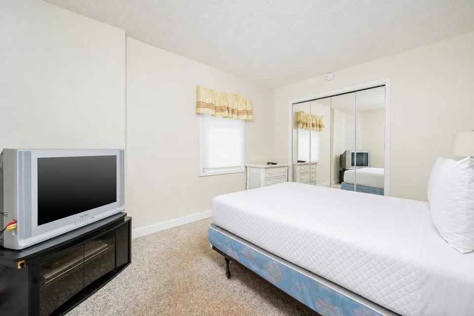Condo, 2 Bedrooms | 2 bedrooms, WiFi (free), individually decorated, individually furnished