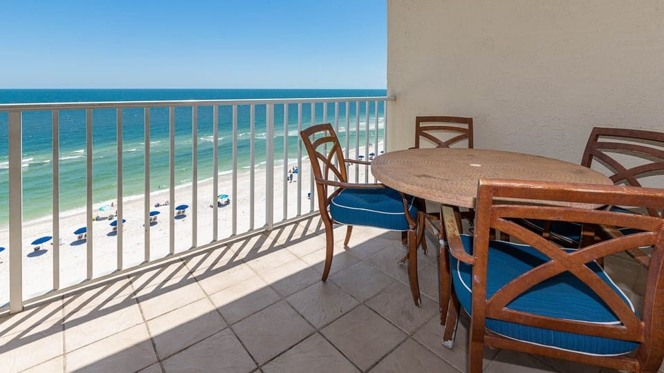 Condo, 1 Bedroom | Outdoor dining