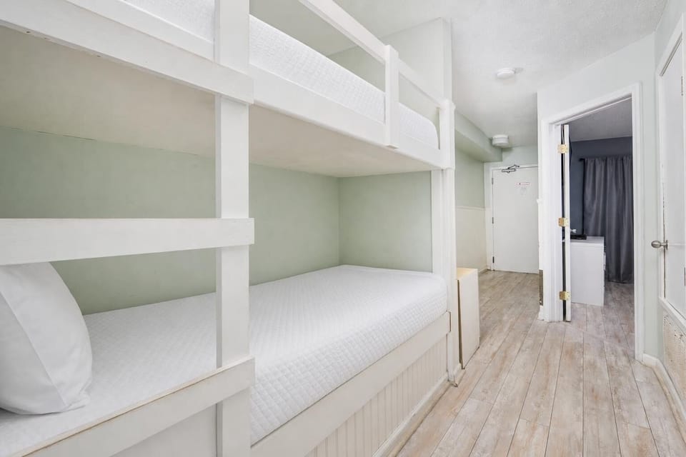 Condo, 1 Bedroom | 1 bedroom, WiFi (free), individually decorated, individually furnished