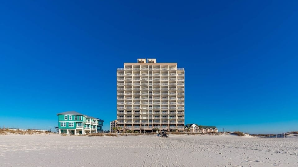 Condo, 2 Bedrooms | Exterior