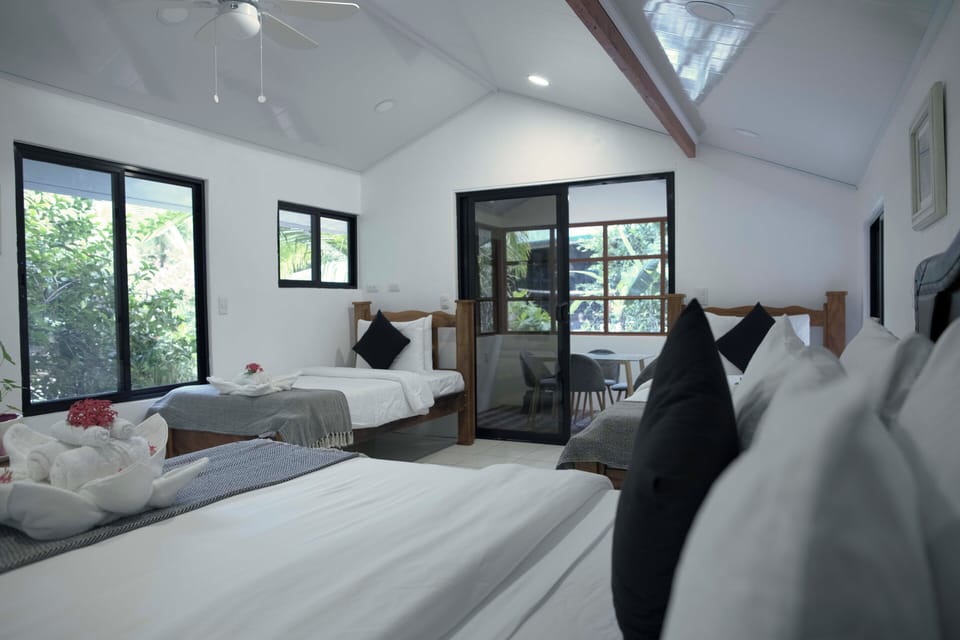 Casita | Individually furnished, free WiFi, bed sheets