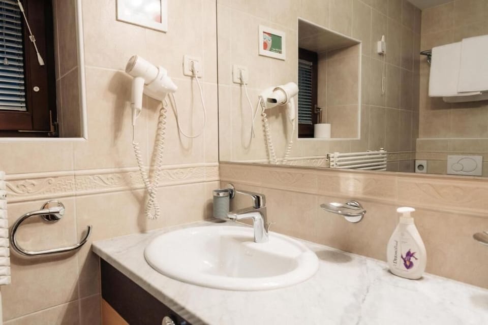 Free toiletries, hair dryer, towels