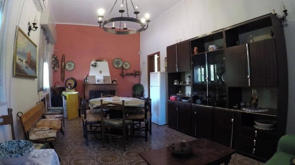 Villa, 4 Bedrooms, Smoking, Private Pool | Interior