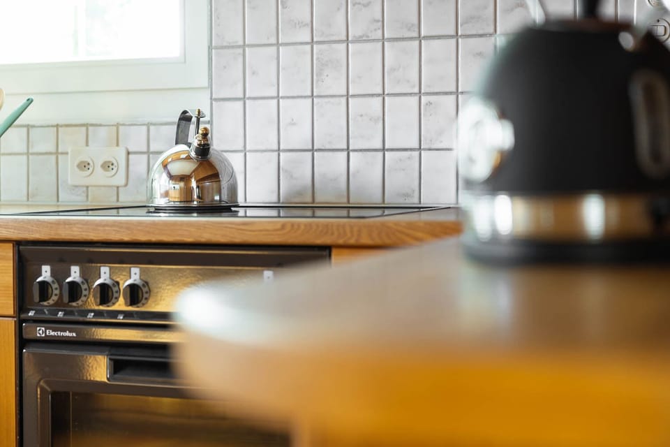 Apartment, 3 Bedrooms, Smoking, Patio | Interior