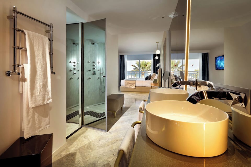 Shower, free toiletries, hair dryer, bathrobes