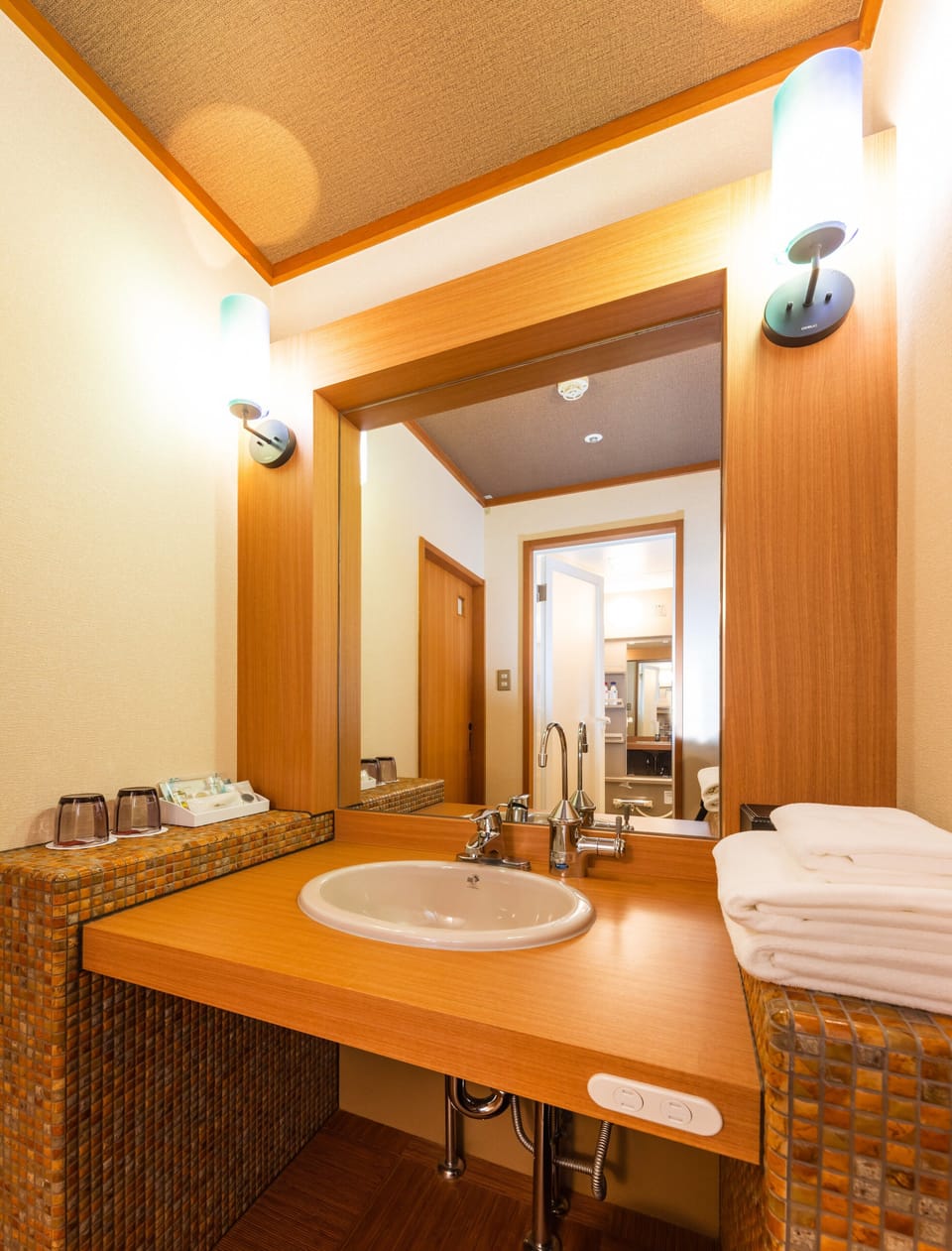 Family Room, Non Smoking | Bathroom | Combined shower/tub, hair dryer, slippers, electronic bidet