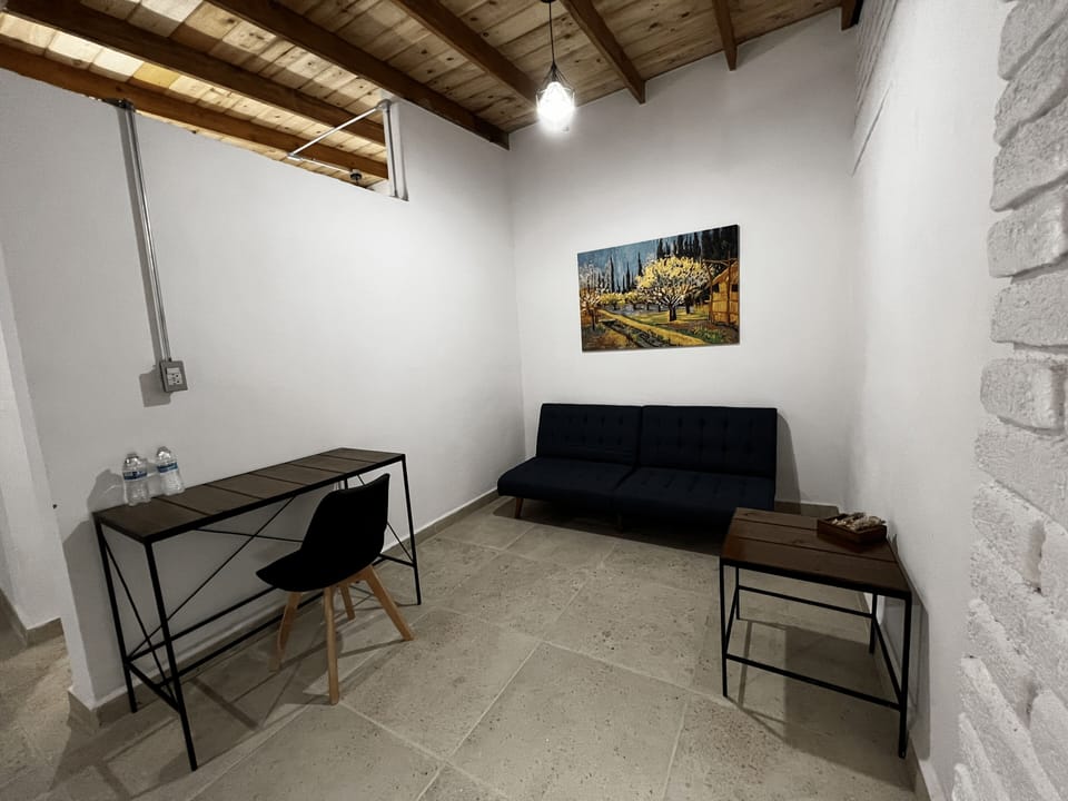 Superior Studio Suite, 1 King Bed with Sofa bed, Mountain View | Free WiFi