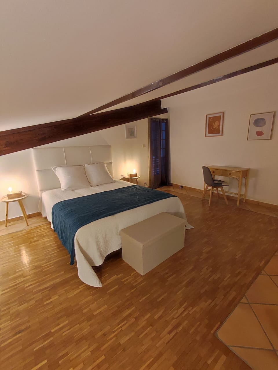Premium bedding, individually decorated, individually furnished, desk