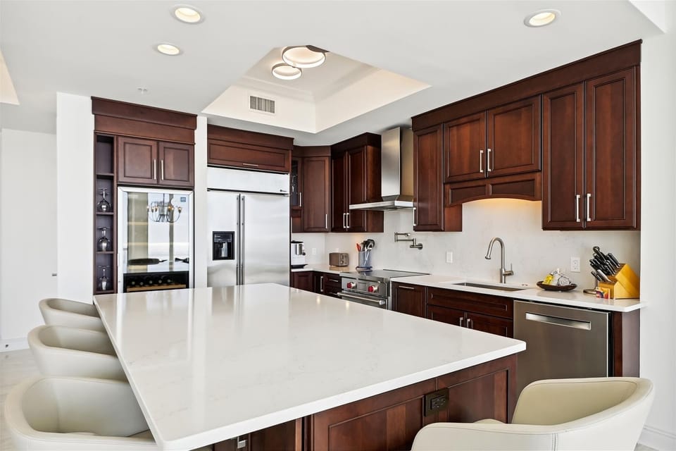 Condo, 3 Bedrooms | Private kitchen | Coffee/tea maker, fridge, oven, toaster