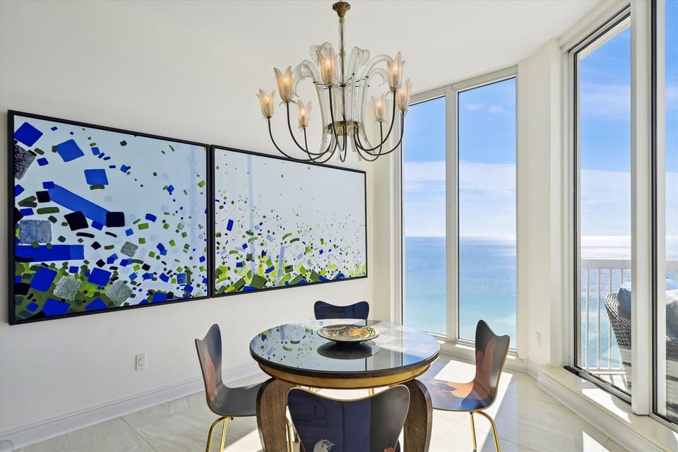 Condo, 3 Bedrooms | Dining