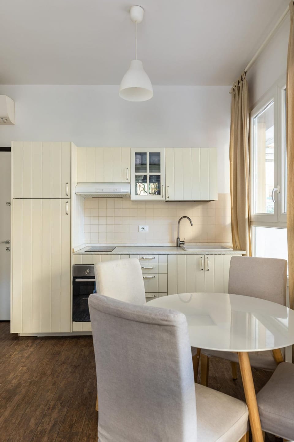 House | 1 bedroom