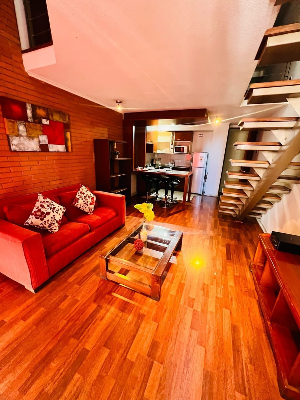 Deluxe Apartment | Living area | 32-inch Smart TV with cable channels, TV