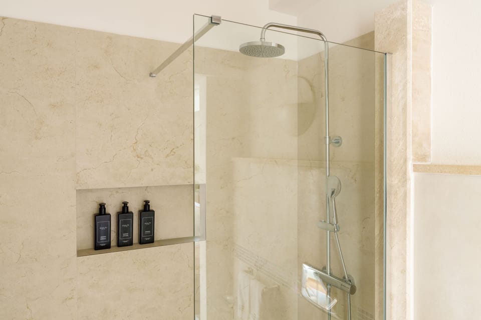 Free toiletries, hair dryer, bidet, towels
