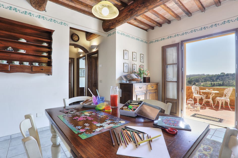 Romantic Villa | Living area | 32-inch flat-screen TV with cable channels, TV, fireplace