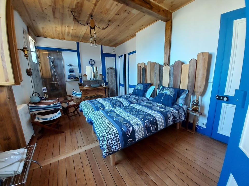 Classic Double or Twin Room, Non Smoking, City View | Premium bedding, individually decorated, desk, laptop workspace