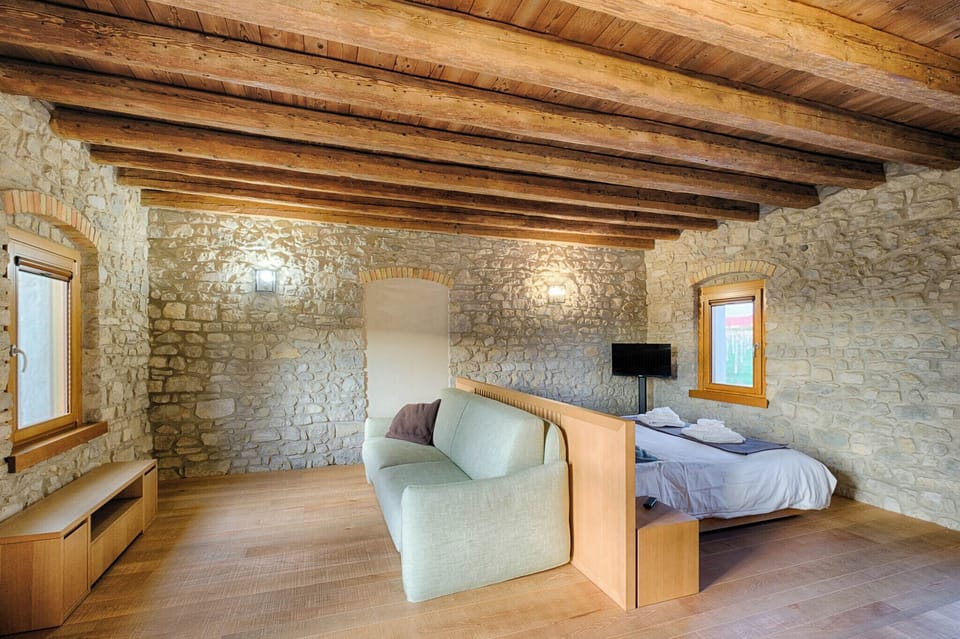 Room | Free WiFi, bed sheets