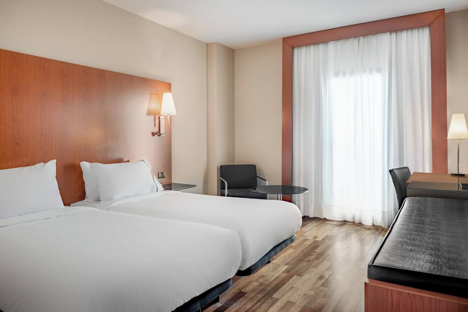 Minibar, in-room safe, desk, soundproofing