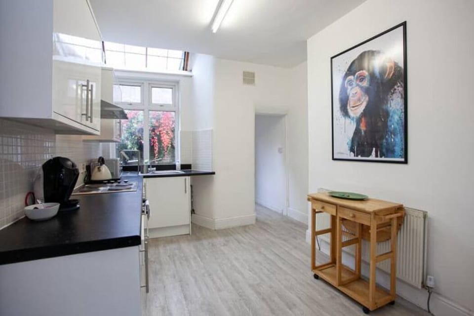 Shared fridge, microwave