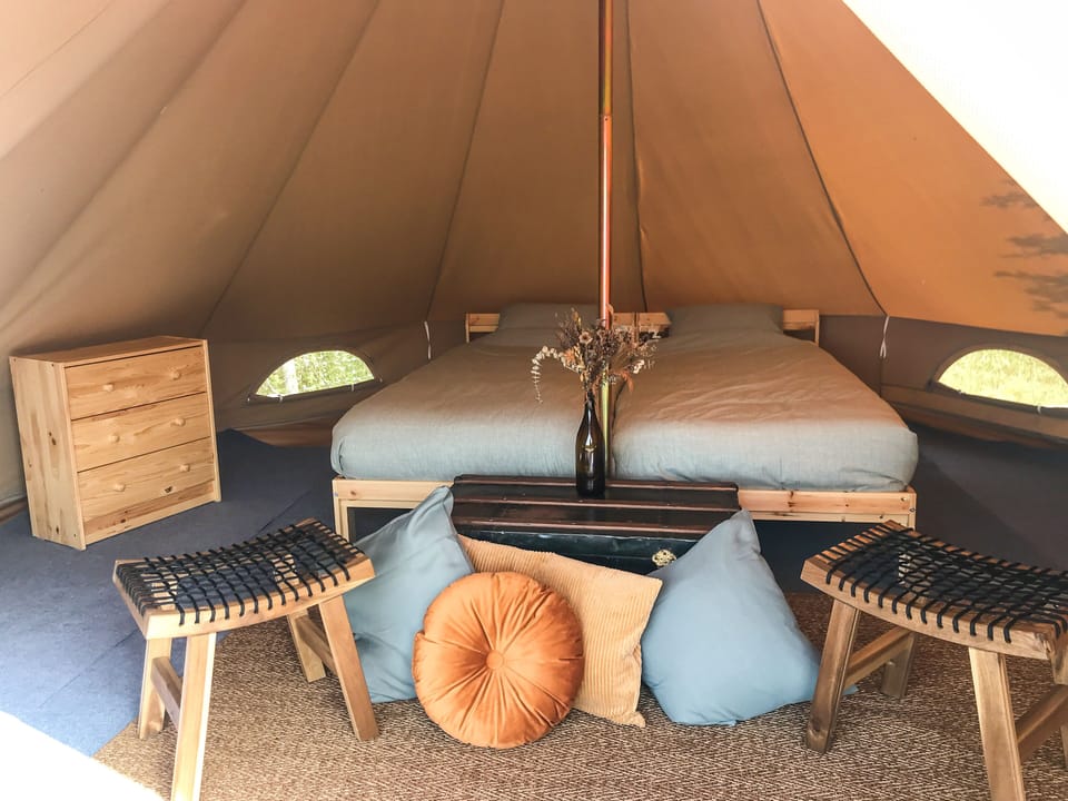 Romantic Tent | Iron/ironing board, travel crib, free WiFi, bed sheets