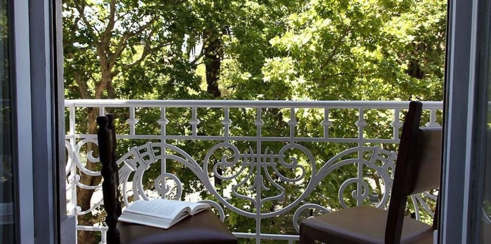 Standard Double or Twin Room (View on Av. Liberdade) | View from room