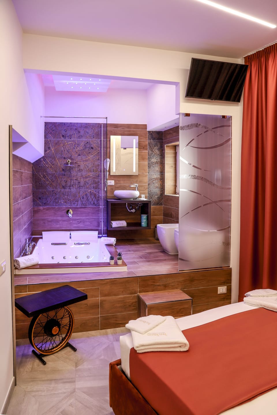 Superior Room | 1 bedroom, Frette Italian sheets, premium bedding, memory foam beds