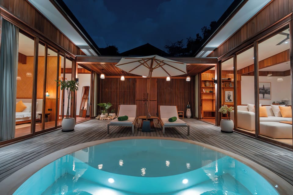 Private pool