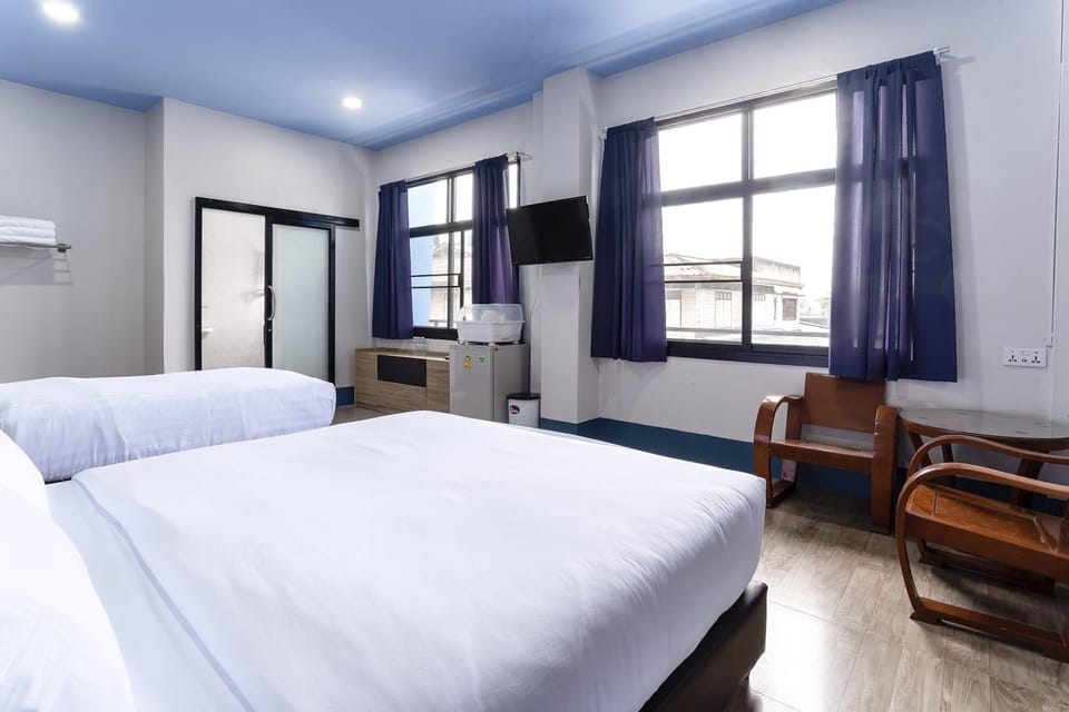 Standard Triple Room | WiFi (free), bed sheets