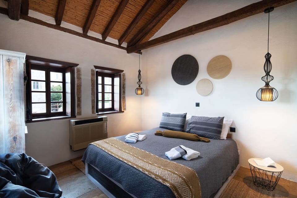 Superior Suite, Balcony, Sea View | 1 bedroom, free WiFi, bed sheets