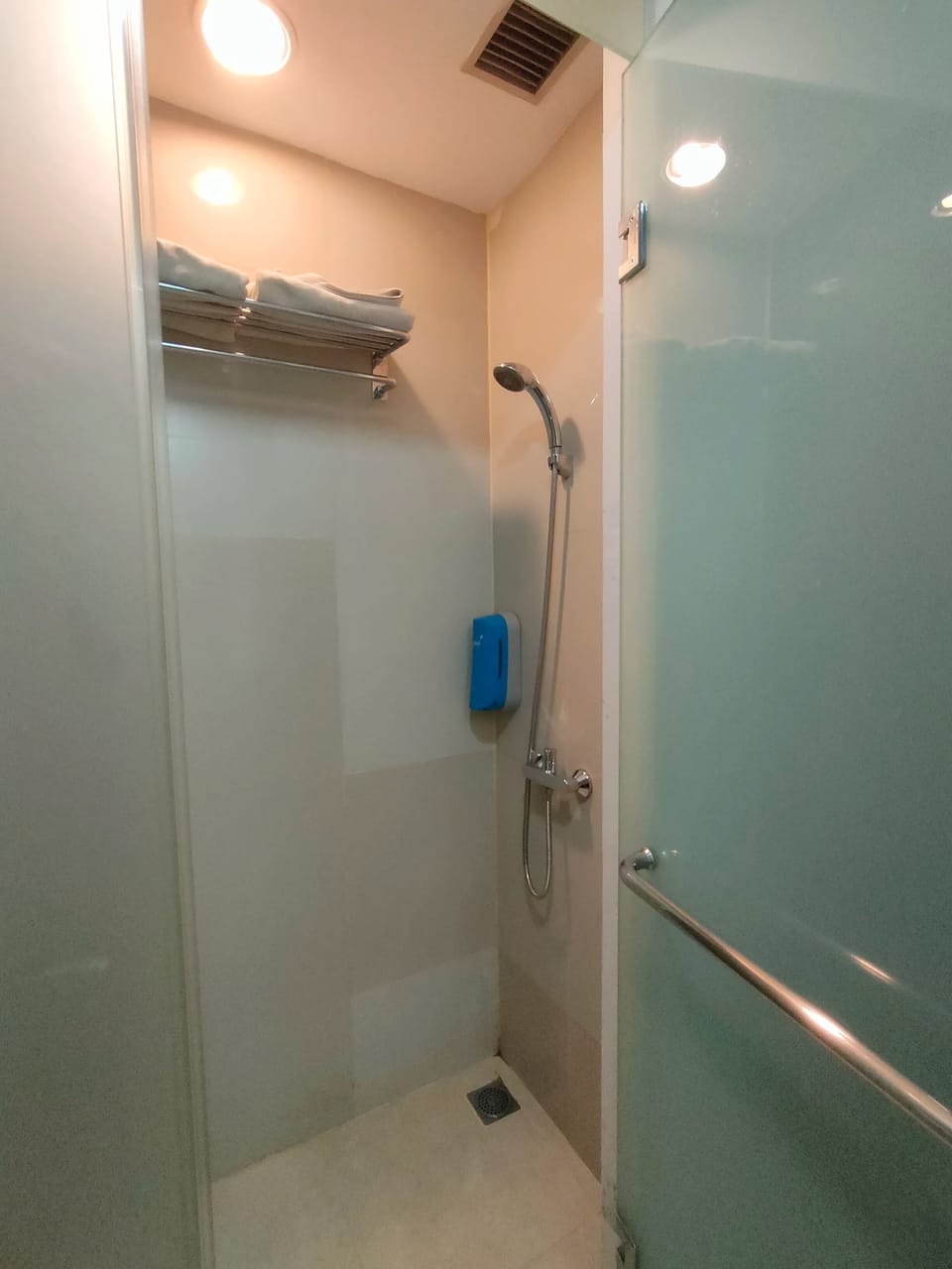 Shower, rainfall showerhead, hair dryer, slippers