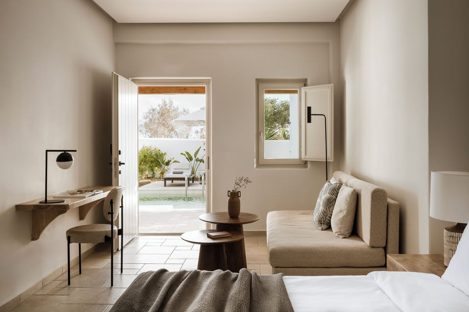 Family Suite, 2 Bedrooms, Private Pool, Garden View | Minibar, in-room safe, desk, soundproofing