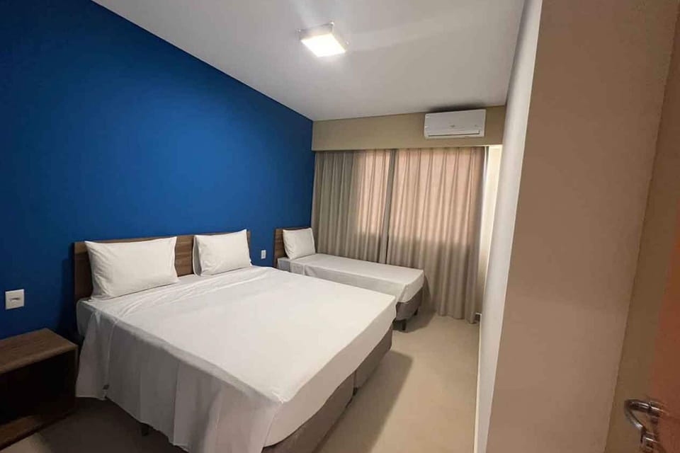 Luxo I | 1 bedroom, desk, laptop workspace, soundproofing