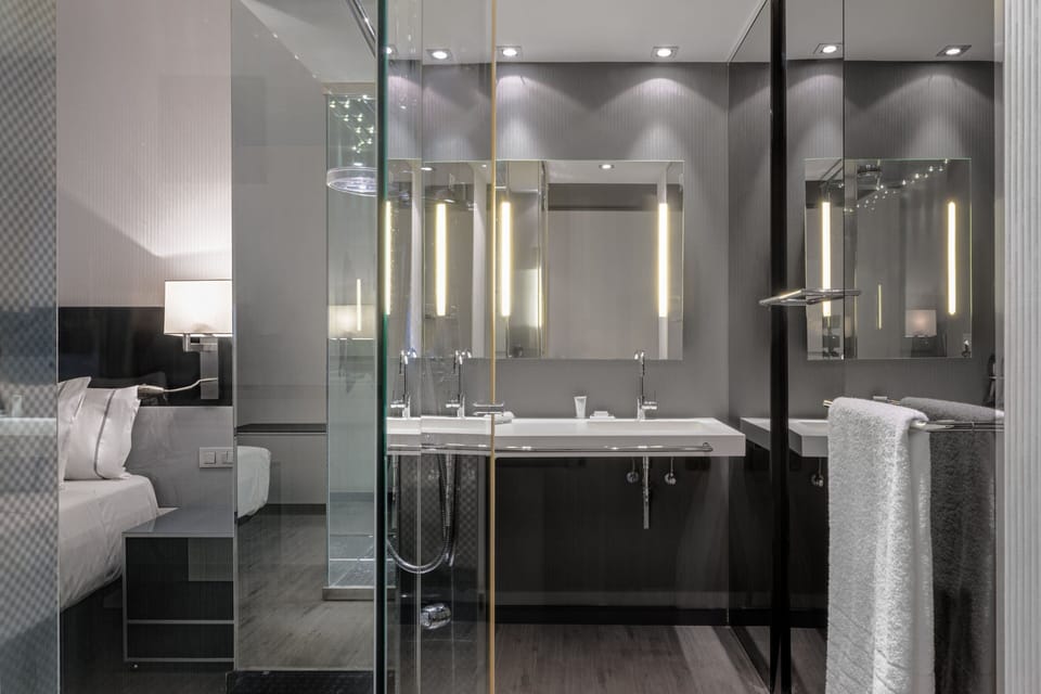 Hair dryer, bidet, towels