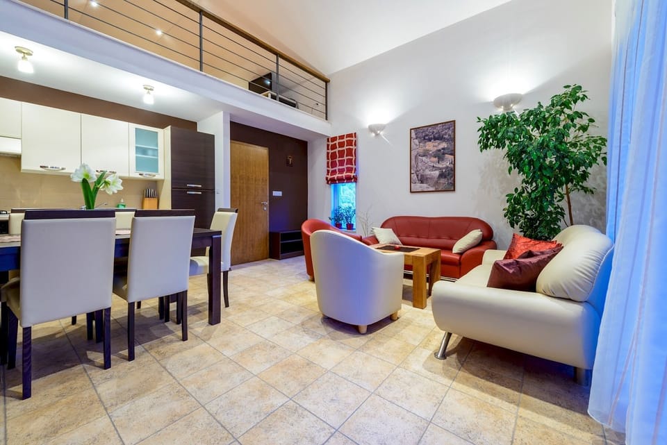 Villa (2 Bedrooms) | Living area | 102-cm TV with cable channels