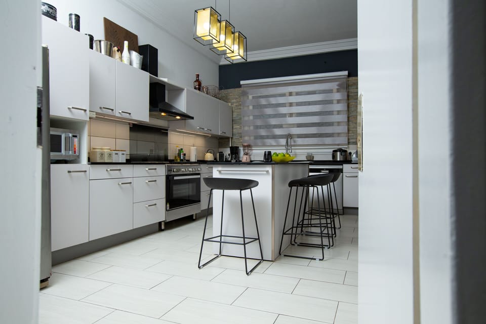 House | Private kitchen | Fridge, microwave, oven, stovetop