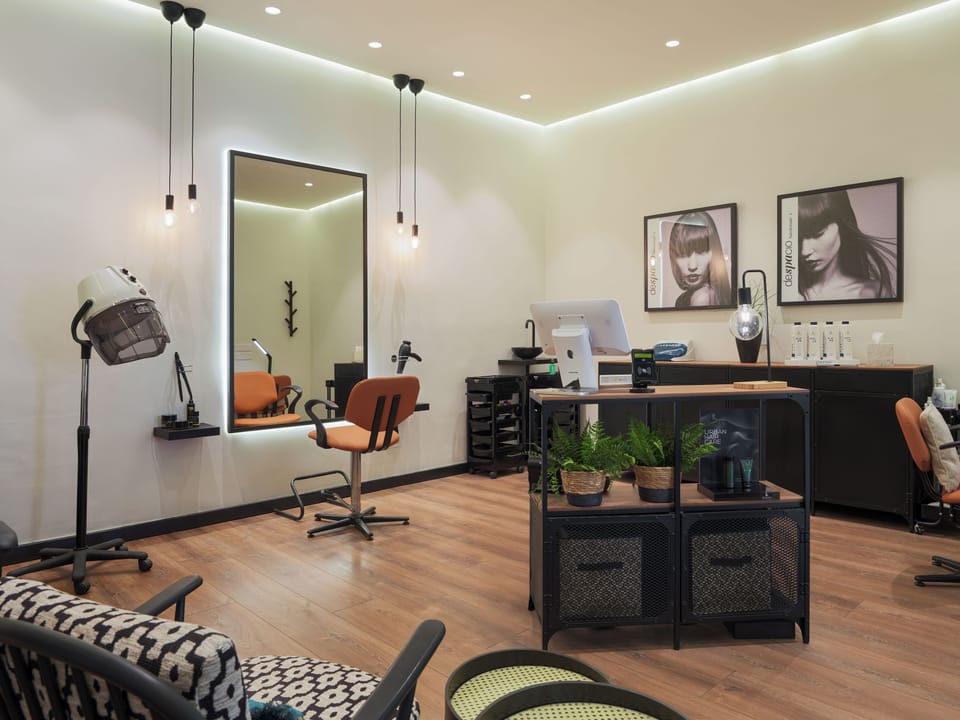 Hair salon