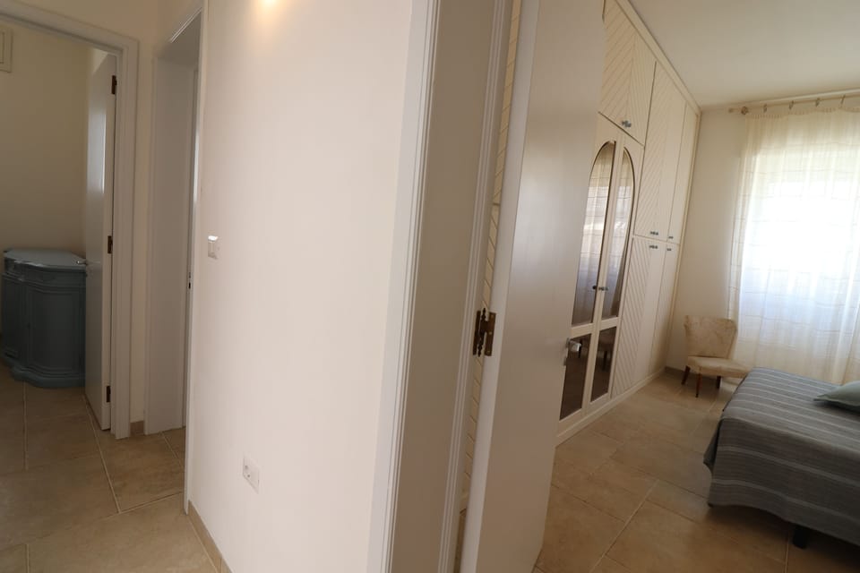 House, 3 Bedrooms, Smoking, City View | Interior