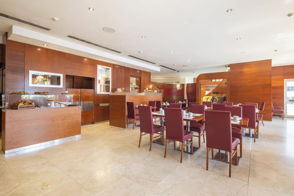 Daily buffet breakfast (EUR 13 per person)